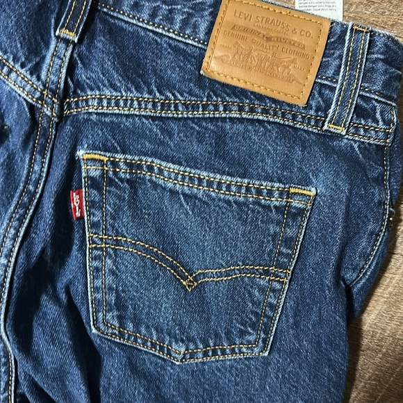 Levi’s Premium Women's Jeans - Picture 2 of 6
